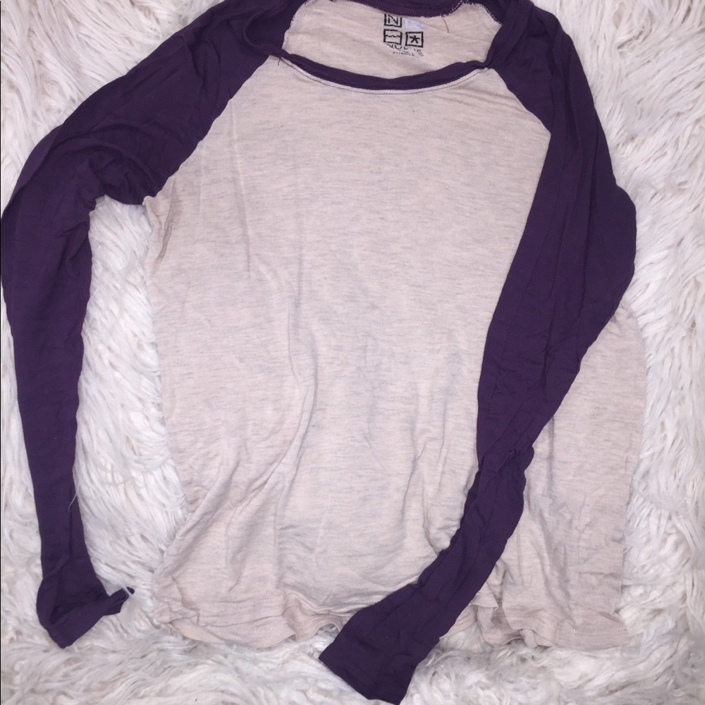 Long sleeved tee